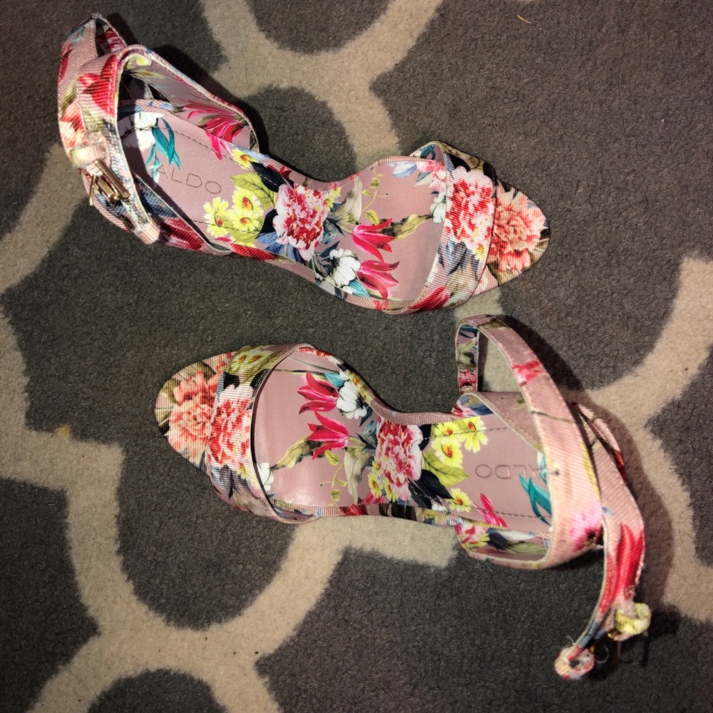 Aldo Heels!! - Picture 2 of 3